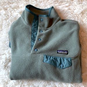Patagonia Womens Lightweight Synchilla Gray and Teal Pullover